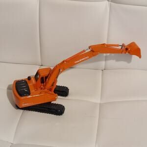New Clover Daewoo Excavator Solar 220 LC-V 1/40 Scale Diecast Model Vehicle